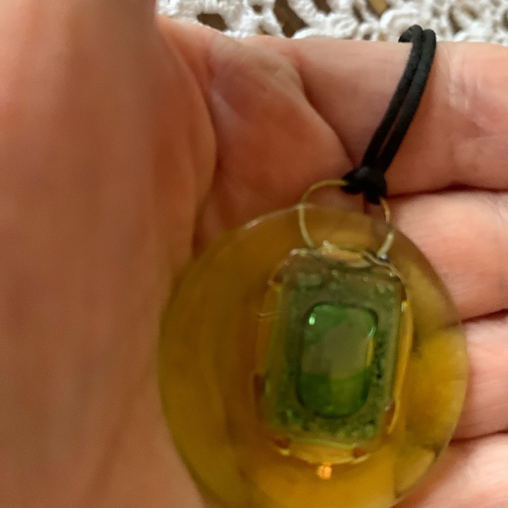 ☘️17%off☘️Fused Glass Art Pendant with string